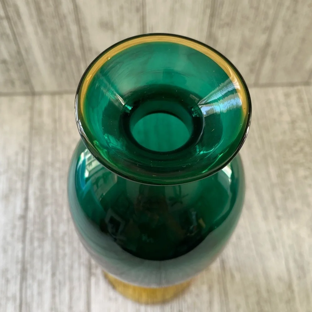 Gardeners Eden Art Glass Emerald Green & Amber Classic Vase